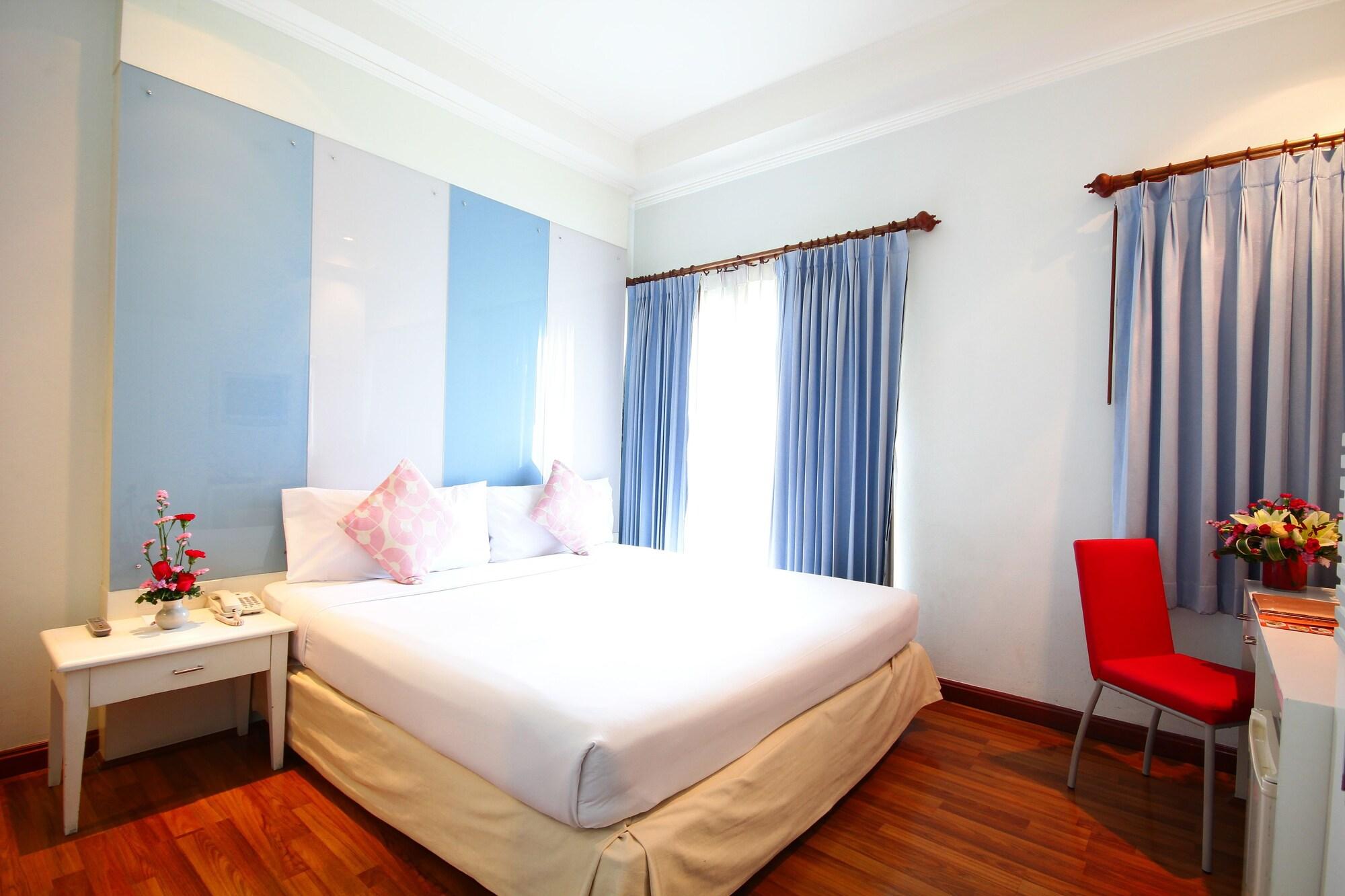 Calypzo Bangkok Hotel Екстериор снимка